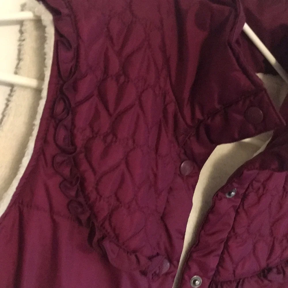 Roxy Estilo Sherpa Lined Maroon Girls Large Puffer Vest